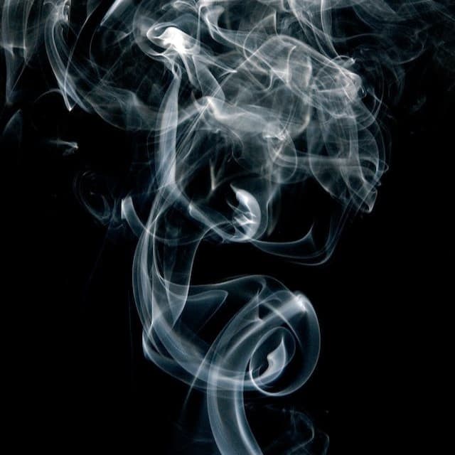 Dym papierosowy